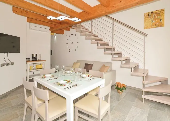Apartament Pescau House